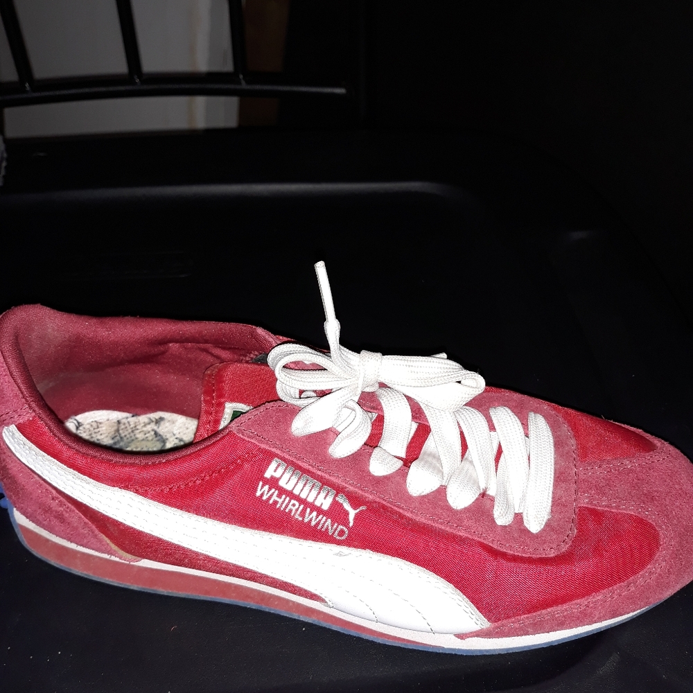 Shoe